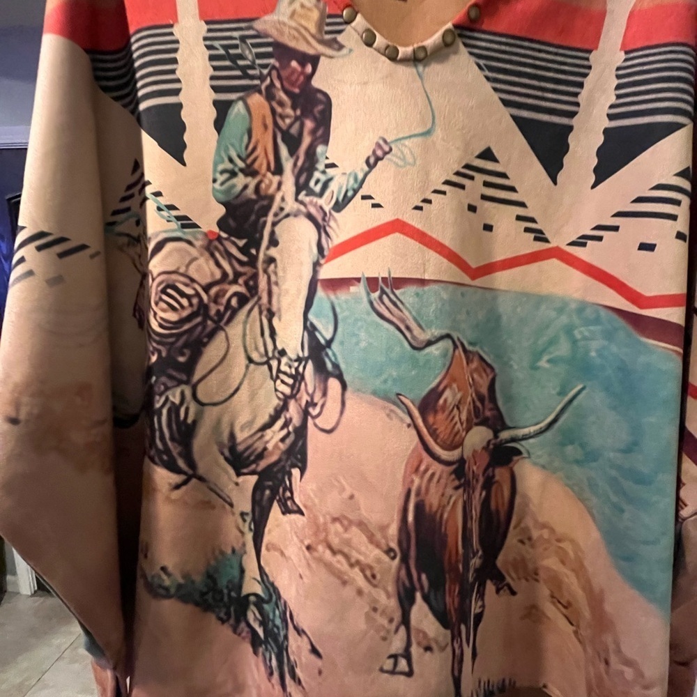 Western Poncho - S/M - Picture 2 of 8